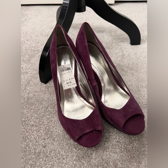 NWT | Style & Co. | Purple  Faux Suede Peep Toe Heels | Size 8.5 - Picture 1 of 6